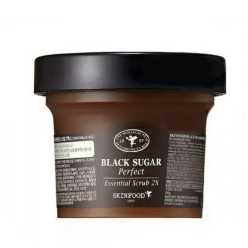 SKIN FOOD BLACK SUGAR PERFECT ESSENCIAL SCRUB 210G
