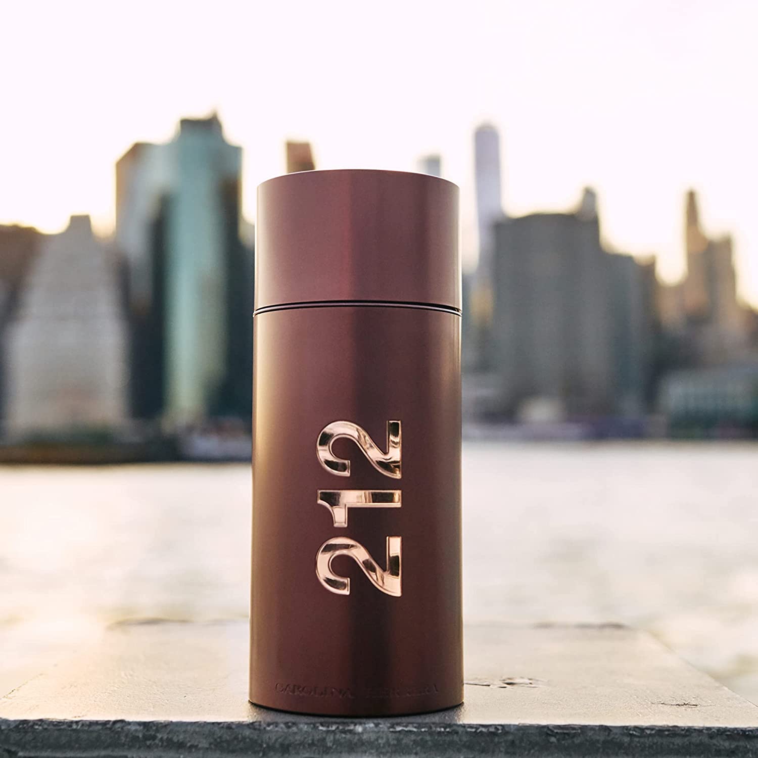 CAROLINA HERRERA オードトワレ 212 テスター100ml Amazon | キャロライナヘレラ 212 オードトワレ 100ml EDT [並行